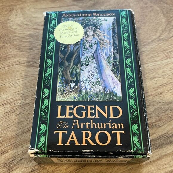 Legend The Arthurian Tarot Deck - Picture 2 of 5